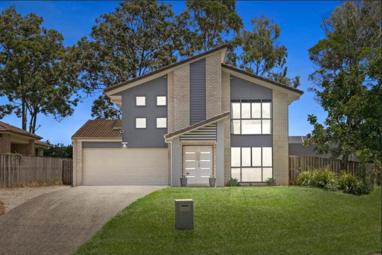 Apartmán Shared House With Other Guests Near Shopping Center And Theme Parks Gold Coast Exteriér fotografie