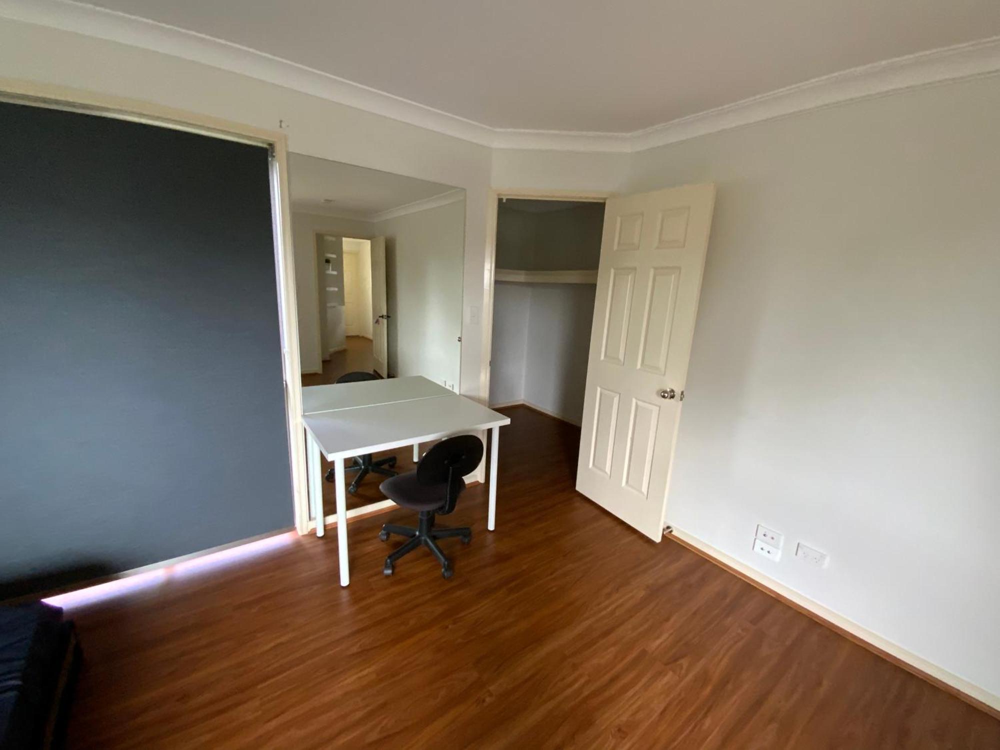 Apartmán Shared House With Other Guests Near Shopping Center And Theme Parks Gold Coast Pokoj fotografie